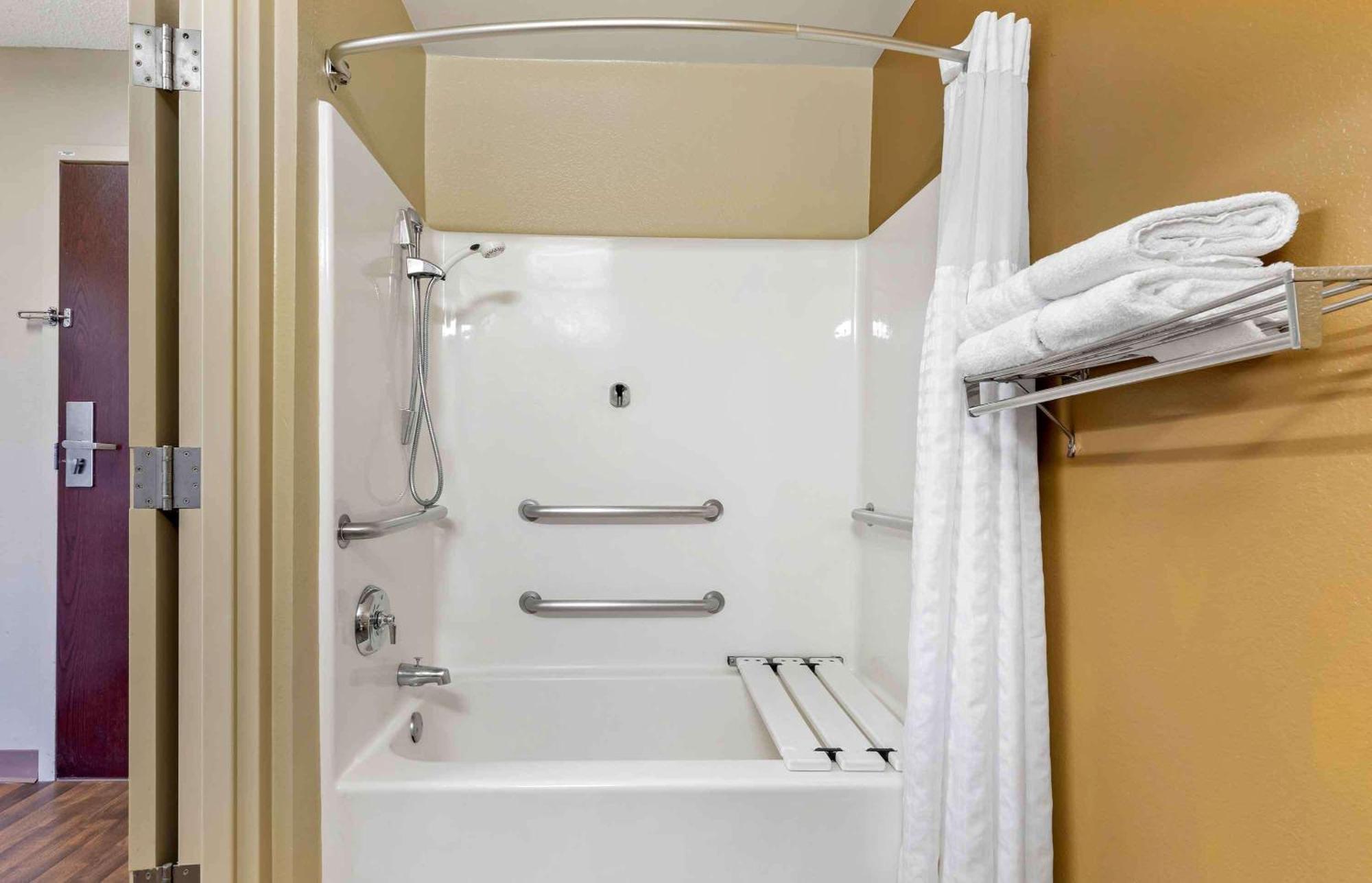 Extended Stay America Select Suites - Des Moines - West Des Moines Clive Экстерьер фото