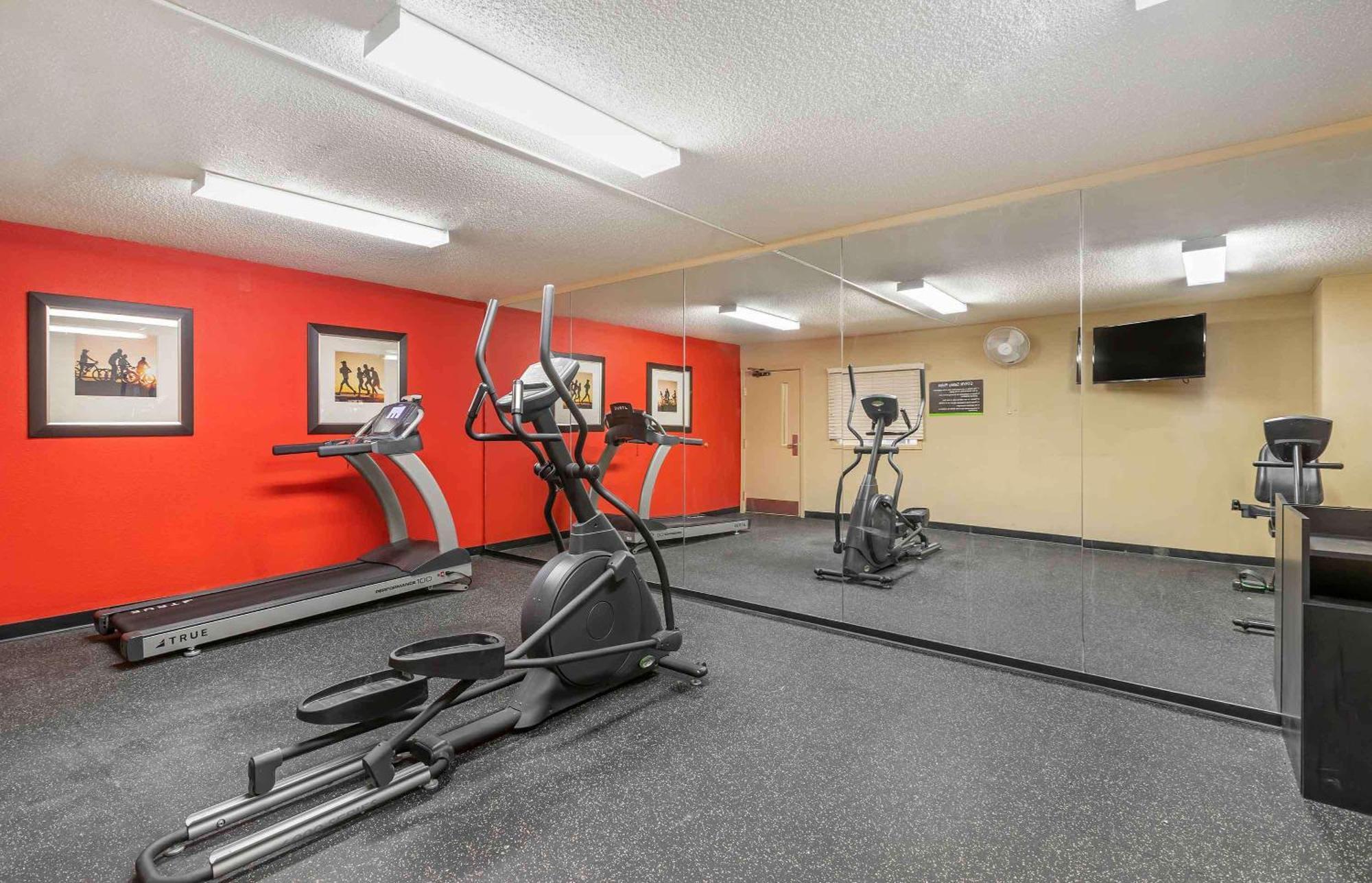 Extended Stay America Select Suites - Des Moines - West Des Moines Clive Экстерьер фото