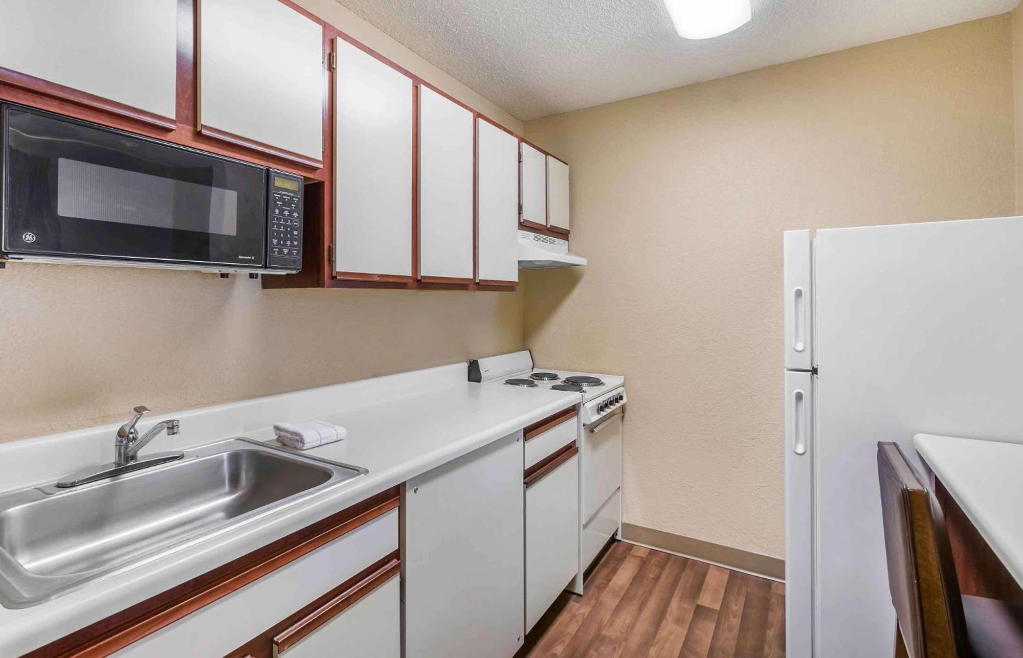 Extended Stay America Select Suites - Des Moines - West Des Moines Clive Экстерьер фото