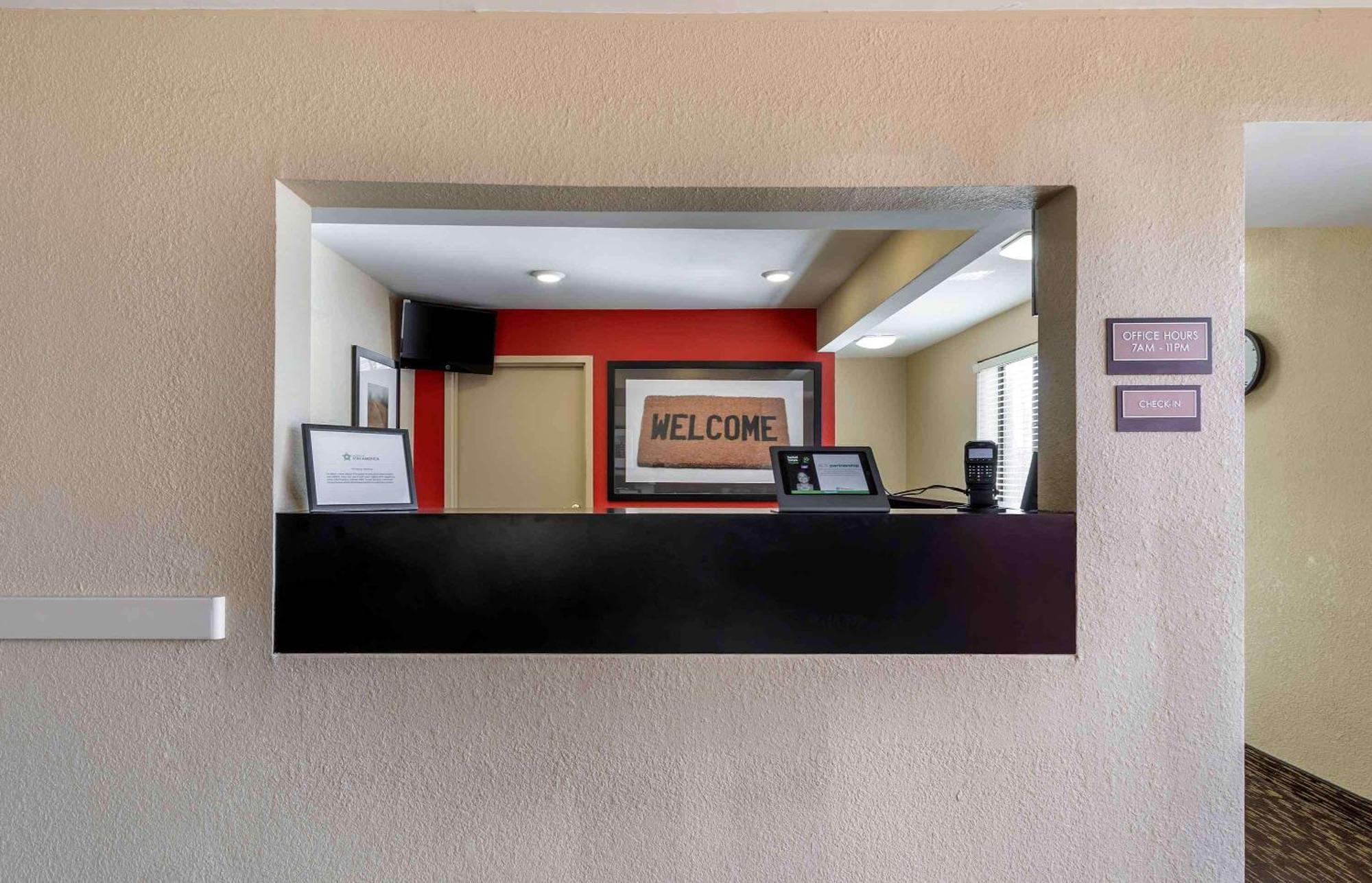Extended Stay America Select Suites - Des Moines - West Des Moines Clive Экстерьер фото